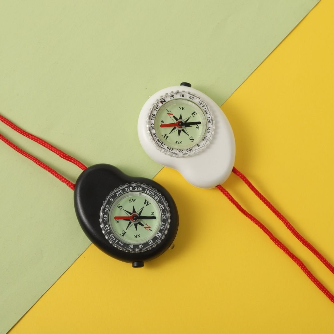 Mini Outdoor Survival Compass  - Outdoor Adventure Guide ulasan dan harga
